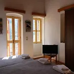 Panoramic View House