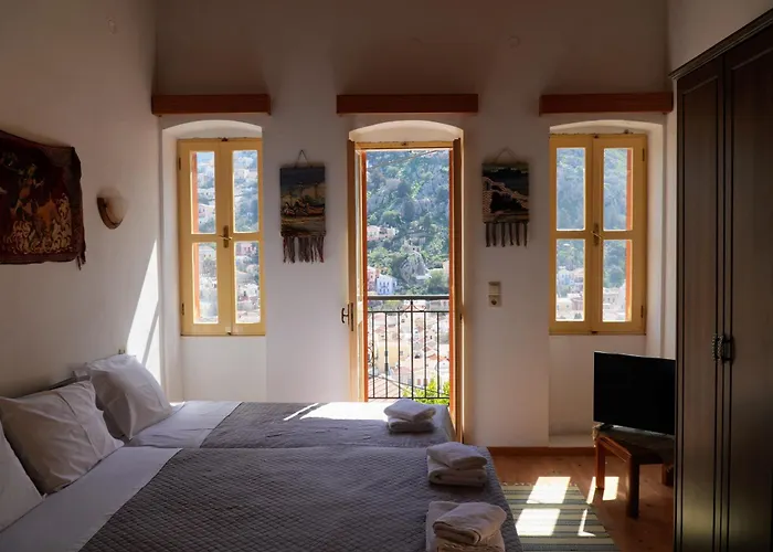 Panoramic View House * Sými