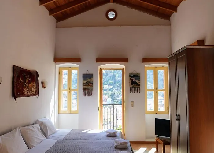 Panoramic View House * Sými