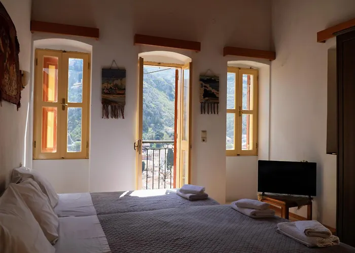 Panoramic View House *