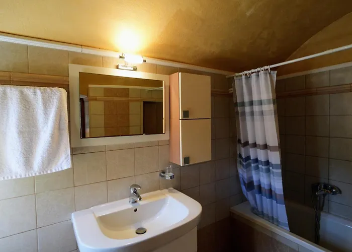 Panoramic View House *