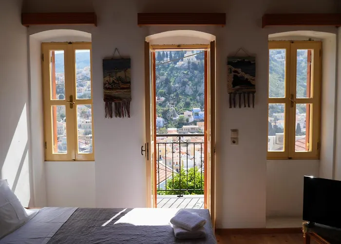 Panoramic View House * Sými