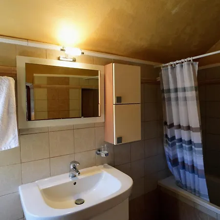 Panoramic View House *