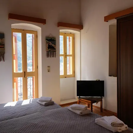 Panoramic View House