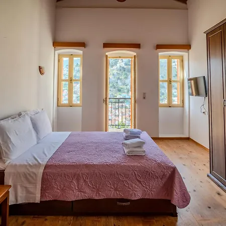 Panoramic View House *