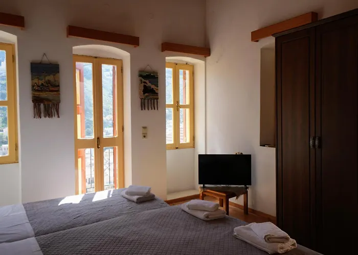 Panoramic View House